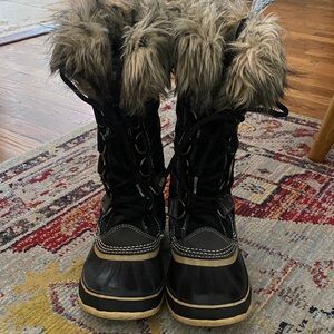 Sorel Joan of Arctic Black Winter Faux Fur Boots